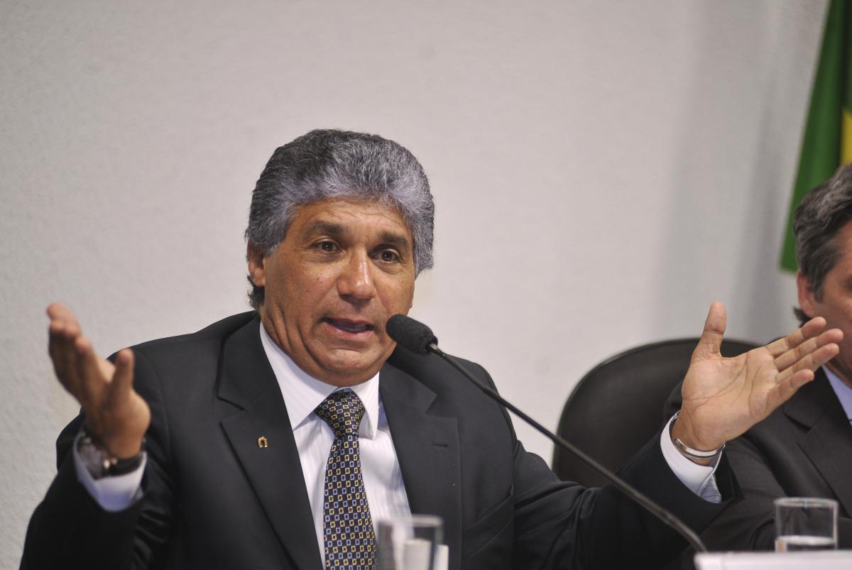Paulo Preto está no radar. Se for pego e falar será um Deus nos acuda! Enquanto isso, e com tudo isso, o clima político em Brasília é de máxima voltagem. Tensão elevadíssima (Foto: Voney Malta) Paulo Preto está no radar. Se for pego e falar será um Deus nos acuda! Enquanto isso, e com tudo isso, o clima político em Brasília é de máxima voltagem. Tensão elevadíssima