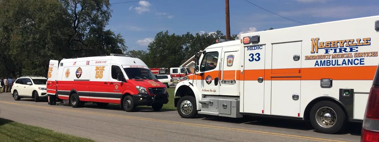 Ao todo, oito pessoas ficaram feridas em um tiroteio em uma igreja da pequena cidade de Antioch, perto de Nashville, no Tennessee (Estados Unidos), informou o Corpo de Bombeiros; o crime aconteceu na capela da Igreja Christ Burnette; "A equipe médica está atendendo oito pessoas baleadas na capela da Igreja Christ Burnette. O atirador está entre os feridos", indicou o Departamento de Bombeiros de Nashville (Foto: Leonardo Lucena) Ao todo, oito pessoas ficaram feridas em um tiroteio em uma igreja da pequena cidade de Antioch, perto de Nashville, no Tennessee (Estados Unidos), informou o Corpo de Bombeiros; o crime aconteceu na capela da Igreja Christ Burnette; "A equipe médica está atendendo oito pessoas baleadas na capela da Igreja Christ Burnette. O atirador está entre os feridos", indicou o Departamento de Bombeiros de Nashville