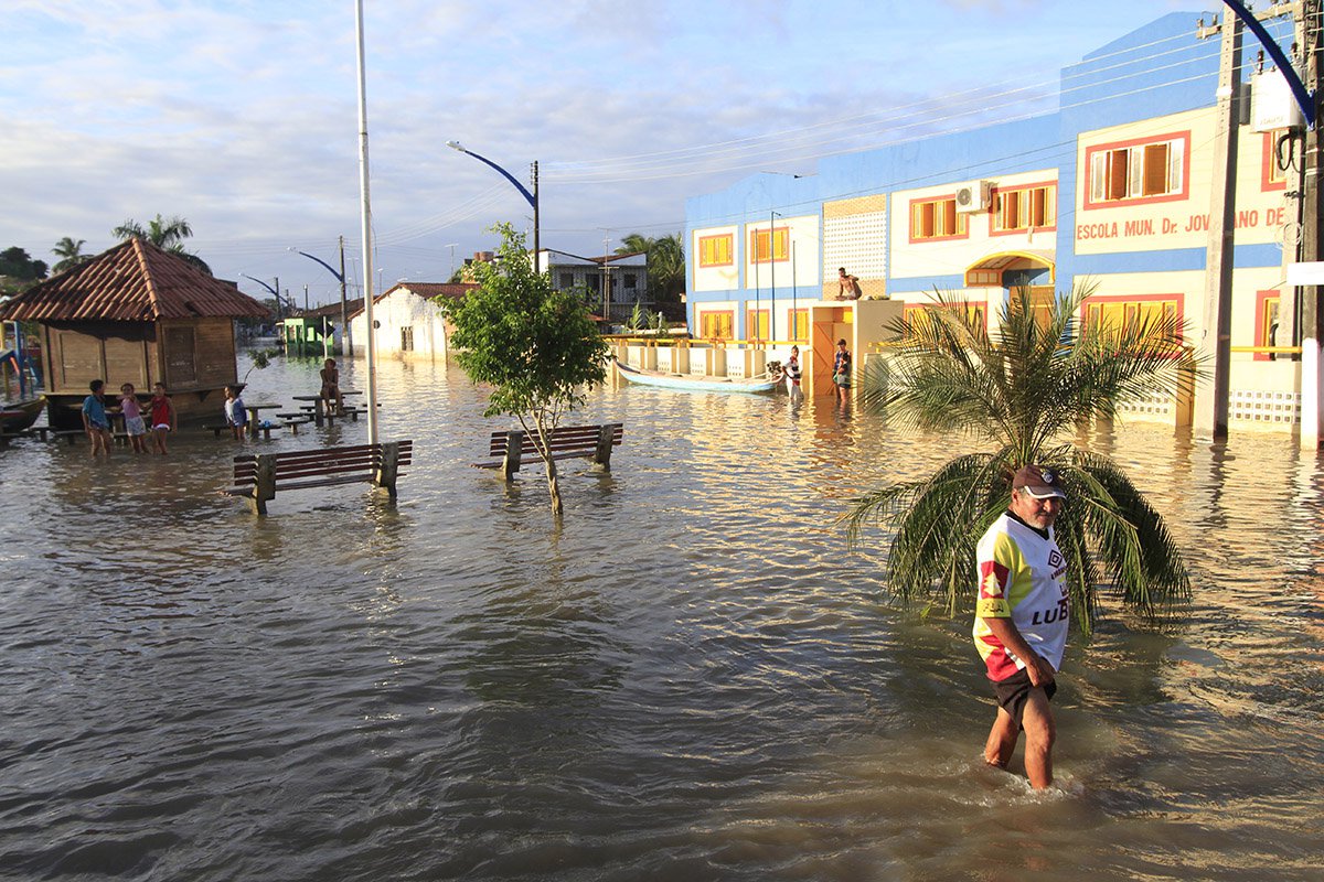 30 -05 2017-Maceio AL Brasil Chuvas causam mortes no nordeste do País nos estados de Alagoas ,Pernambuco e Paraiba Foto: Thiago Sampaio / Agência Alagoas (Foto: Voney Malta) 30 -05 2017-Maceio AL Brasil Chuvas causam mortes no nordeste do País nos estados de Alagoas ,Pernambuco e Paraiba Foto: Thiago Sampaio / Agência Alagoas