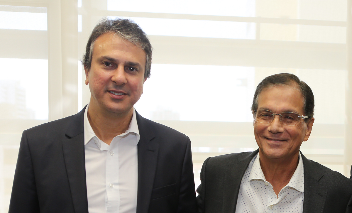O presidente da Federação das Indústrias do Ceará (FIEC), empresario Beto Studart, afirmou que vai apoiar a reeleição do governador Camilo Santana. Segundo o portal Focus.jor, a declaração foi feita em uma conversa convocada pelo próprio empresário, com um grupo de jornalistas (Foto: Fatima 247) O presidente da Federação das Indústrias do Ceará (FIEC), empresario Beto Studart, afirmou que vai apoiar a reeleição do governador Camilo Santana. Segundo o portal Focus.jor, a declaração foi feita em uma conversa convocada pelo próprio empresário, com um grupo de jornalistas