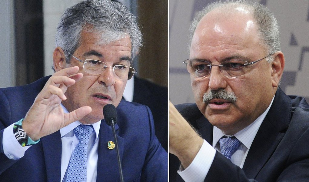 Durante audiência pública nesta quinta-feira, 10, na Comissão de Relações Exteriores do Senado, o senador Jorge Viana (PT-AC) cobrou do general Sérgio Etchegoyen informações sobre o suposto envolvimento do serviço secreto brasileiro na espionagem de autoridades públicas; "O fato de o presidente Michel Temer por sob suspeição o procurador chefe do Ministério Público, Rodrigo Janot, foi em função de alguma informação que a ABIN passou?", indagou o parlamentar petista; chefe do GSI negou e refutou ainda que tenha havido no âmbito da qualquer ação de espionagem contra o ministro do STF Edson Fachin (Foto: Aquiles Lins) Durante audiência pública nesta quinta-feira, 10, na Comissão de Relações Exteriores do Senado, o senador Jorge Viana (PT-AC) cobrou do general Sérgio Etchegoyen informações sobre o suposto envolvimento do serviço secreto brasileiro na espionagem de autoridades públicas; "O fato de o presidente Michel Temer por sob suspeição o procurador chefe do Ministério Público, Rodrigo Janot, foi em função de alguma informação que a ABIN passou?", indagou o parlamentar petista; chefe do GSI negou e refutou ainda que tenha havido no âmbito da qualquer ação de espionagem contra o ministro do STF Edson Fachin
