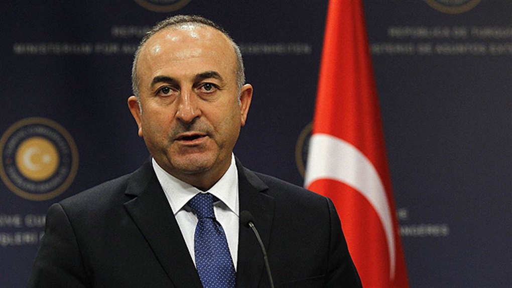 A Holanda impediu que o ministro das Relações Exteriores da Turquia voasse a Roterdã neste sábado, e o presidente turco, Tayyip Erdogan, respondeu dizendo que país é um "remanescente nazista", parte de uma desavença provocada por uma campanha de Ancara entre eleitores emigrados que vem se intensificando; Roterdã impediu que o chanceler turco, Mevlut Cavusoglu, participasse de uma manifestação em apoio aos esforços de Erdogan para aumentar seus poderes por meio de um referendo marcado para 16 de abril (Foto: José Barbacena) A Holanda impediu que o ministro das Relações Exteriores da Turquia voasse a Roterdã neste sábado, e o presidente turco, Tayyip Erdogan, respondeu dizendo que país é um "remanescente nazista", parte de uma desavença provocada por uma campanha de Ancara entre eleitores emigrados que vem se intensificando; Roterdã impediu que o chanceler turco, Mevlut Cavusoglu, participasse de uma manifestação em apoio aos esforços de Erdogan para aumentar seus poderes por meio de um referendo marcado para 16 de abril