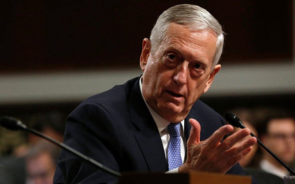 Secretário de Defesa dos Estados Unidos, general James Mattis, declarou que a sua principal responsabilidade na qualidade do chefe do Pentágono é ter cenários de resolução militar do conflito com a Coreia do Norte; "Estamos prontos", anunciou. antes, o presidente norte-americano, Donald Trump, afirmou que a Coreia do Norte "vai receber fogo e fúria como o mundo nunca viu" se voltar a ameaçar os Estados Unidos; horas depois, o governo de Kim Jong-un anunciou um plano para atacar Guam com mísseis balísticos (Foto: Paulo Emílio) Secretário de Defesa dos Estados Unidos, general James Mattis, declarou que a sua principal responsabilidade na qualidade do chefe do Pentágono é ter cenários de resolução militar do conflito com a Coreia do Norte; "Estamos prontos", anunciou. antes, o presidente norte-americano, Donald Trump, afirmou que a Coreia do Norte "vai receber fogo e fúria como o mundo nunca viu" se voltar a ameaçar os Estados Unidos; horas depois, o governo de Kim Jong-un anunciou um plano para atacar Guam com mísseis balísticos