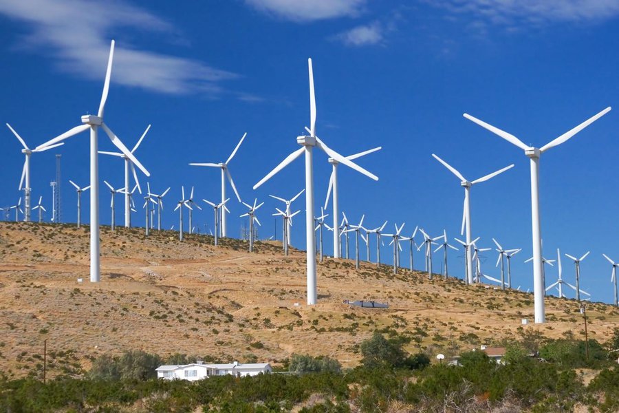 Parques, que estão sendo construídos na Bahia e no Ceará, terão potência de 311,3 megawatts, suficiente para abastecer cerca de 700 mil residências. Os empreendimentos utilizarão equipamentos fabricados no Brasil e devem gerar cerca de 3.000 empregos diretos e indiretos durante as obras (Foto: Fatima 247) Parques, que estão sendo construídos na Bahia e no Ceará, terão potência de 311,3 megawatts, suficiente para abastecer cerca de 700 mil residências. Os empreendimentos utilizarão equipamentos fabricados no Brasil e devem gerar cerca de 3.000 empregos diretos e indiretos durante as obras