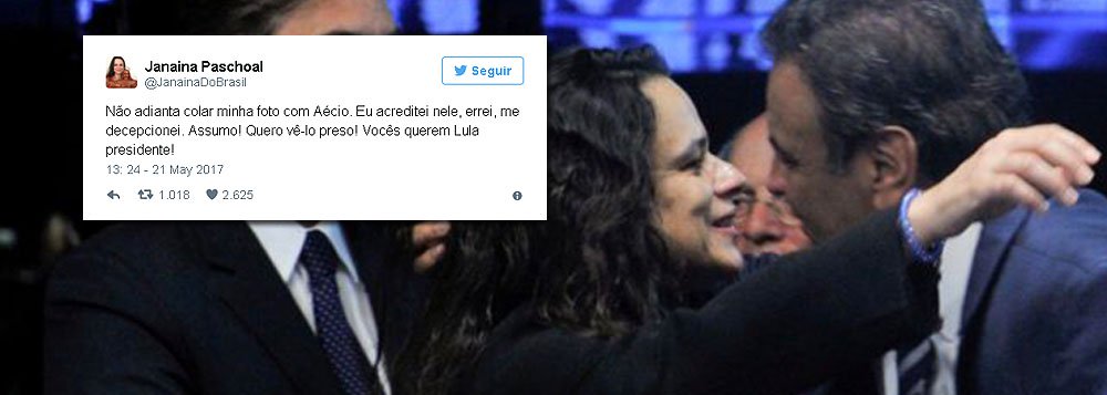 A advogada Janaina Paschoal, que foi contratada por R$ 45 mil pelo PSDB, na gestão de Aécio Neves, para formular o parecer das chamadas "pedaladas fiscais", usado para golpear a democracia brasileira e a presidente legítima Dilma Rousseff, agora diz que quer ver Aécio na cadeia; Eu acreditei nele, errei, me decepcionei. Assumo! Quero vê-lo preso!", afirmou (Foto: Leonardo Attuch) A advogada Janaina Paschoal, que foi contratada por R$ 45 mil pelo PSDB, na gestão de Aécio Neves, para formular o parecer das chamadas "pedaladas fiscais", usado para golpear a democracia brasileira e a presidente legítima Dilma Rousseff, agora diz que quer ver Aécio na cadeia; Eu acreditei nele, errei, me decepcionei. Assumo! Quero vê-lo preso!", afirmou