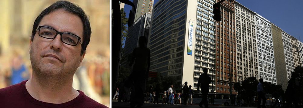 Cientista político Luis Felipe Miguel afirmou que, além da catastrófica necessidade do governo fazer caixa, a venda da Eletrobras tem outros significados importantes; "A geração, transmissão e distribuição de energia elétrica é um negócio sensível. Está ligada às políticas de desenvolvimento, uma vez que a energia é gargalo crucial para a atividade econômica. Está ligada às políticas sociais, pois o acesso à luz elétrica é parte integrante do acesso à cidadania. Está ligada às políticas ambientais, já que o impacto ecológico da produção de energia precisa cada vez mais ser levado em conta. Deixar que tudo isso seja comandado pela simples busca do lucro é, no mínimo e sem trocadilho, temerário", diz Luis Miguel em seu Facebook (Foto: Aquiles Lins) Cientista político Luis Felipe Miguel afirmou que, além da catastrófica necessidade do governo fazer caixa, a venda da Eletrobras tem outros significados importantes; "A geração, transmissão e distribuição de energia elétrica é um negócio sensível. Está ligada às políticas de desenvolvimento, uma vez que a energia é gargalo crucial para a atividade econômica. Está ligada às políticas sociais, pois o acesso à luz elétrica é parte integrante do acesso à cidadania. Está ligada às políticas ambientais, já que o impacto ecológico da produção de energia precisa cada vez mais ser levado em conta. Deixar que tudo isso seja comandado pela simples busca do lucro é, no mínimo e sem trocadilho, temerário", diz Luis Miguel em seu Facebook