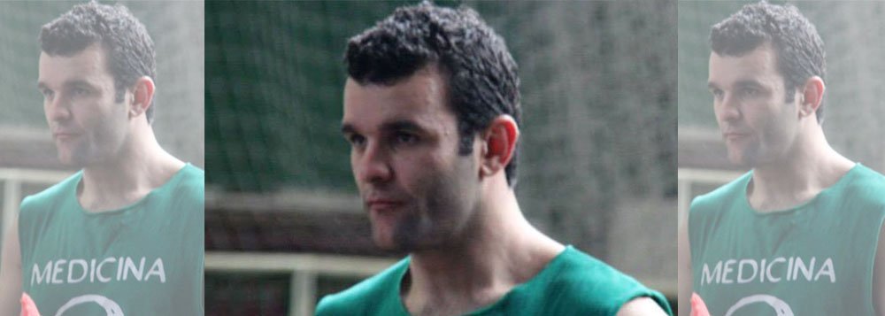 Réu em processo acusado de cometer estupro em 2012, quando estudava medicina na Universidade de São Paulo (USP), Daniel Tarciso da Silva Cardoso obteve registro de médico pelo Conselho Regional de Medicina de Pernambuco; segundo o órgão, a concessão do registro seguiu orientação do Conselho Federal de Medicina e foi feita em abril, após ele ter sido absolvido em primeira instância no processo que responde em São Paulo; Daniel foi acusado de violentar uma colega durante uma festa; vítima afirma que estava dopada quando foi atacada; depois de uma sindicância, a universidade puniu o aluno com uma suspensão de um ano e meio (Foto: Aquiles Lins) Réu em processo acusado de cometer estupro em 2012, quando estudava medicina na Universidade de São Paulo (USP), Daniel Tarciso da Silva Cardoso obteve registro de médico pelo Conselho Regional de Medicina de Pernambuco; segundo o órgão, a concessão do registro seguiu orientação do Conselho Federal de Medicina e foi feita em abril, após ele ter sido absolvido em primeira instância no processo que responde em São Paulo; Daniel foi acusado de violentar uma colega durante uma festa; vítima afirma que estava dopada quando foi atacada; depois de uma sindicância, a universidade puniu o aluno com uma suspensão de um ano e meio