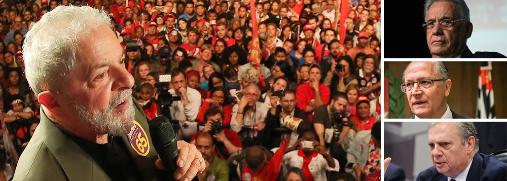 O ex-presidente Luiz Inácio Lula da Silva ironizou a posição do PSDB que, após perder quatro eleições presidenciais e promover um golpe parlamentar no Brasil, agora sonha em conquistar o poder por meio de uma eleição indireta; “Prefiro perder dez eleições diretas do que ganhar uma indireta”, disse ele, durante encontro com juristas, promovido pelo PT; desde que Michel Temer se tornou inviável, o PSDB já lançou nomes como Tasso Jereissati, Geraldo Alckmin e o próprio ex-presidente Fernando Henrique Cardoso para a vaga de Temer, numa disputa indireta – Lula defende diretas; no mesmo encontro, ele também falou pela primeira vez sobre as delações da JBS; Lula chamou o empresário Joesley Batista de "bandido" e criticou os benefícios que ele obteve, que considerou um "escárnio" (Foto: Leonardo Attuch) O ex-presidente Luiz Inácio Lula da Silva ironizou a posição do PSDB que, após perder quatro eleições presidenciais e promover um golpe parlamentar no Brasil, agora sonha em conquistar o poder por meio de uma eleição indireta; “Prefiro perder dez eleições diretas do que ganhar uma indireta”, disse ele, durante encontro com juristas, promovido pelo PT; desde que Michel Temer se tornou inviável, o PSDB já lançou nomes como Tasso Jereissati, Geraldo Alckmin e o próprio ex-presidente Fernando Henrique Cardoso para a vaga de Temer, numa disputa indireta – Lula defende diretas; no mesmo encontro, ele também falou pela primeira vez sobre as delações da JBS; Lula chamou o empresário Joesley Batista de "bandido" e criticou os benefícios que ele obteve, que considerou um "escárnio"
