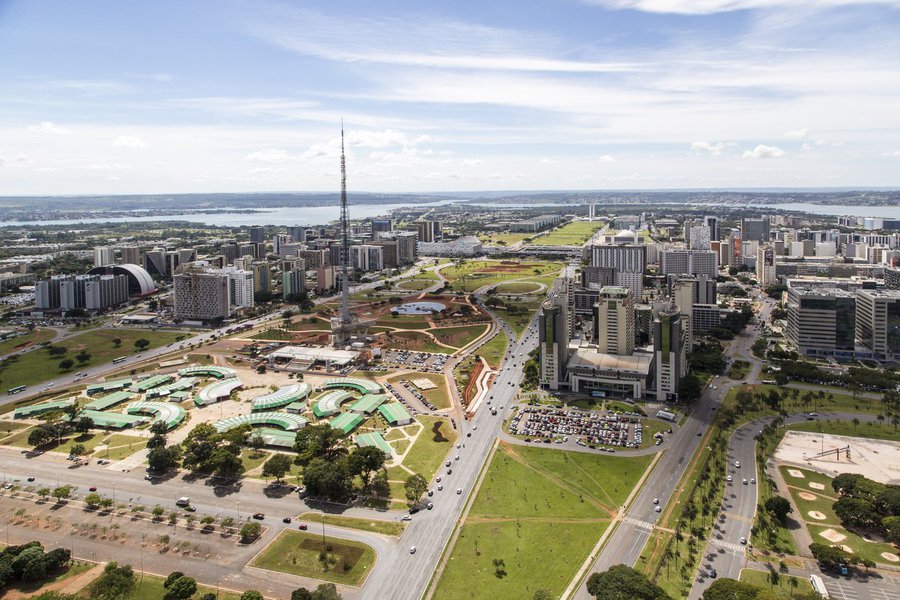 Apesar de se dizer um representante da ‘nova política’, Rollemberg fez o velho discurso de que governar é como administrar uma empresa, como se o poder público não tivesse objetivos sociais e econômicos a serem alcançados (Foto: Wasny de Roure) Apesar de se dizer um representante da ‘nova política’, Rollemberg fez o velho discurso de que governar é como administrar uma empresa, como se o poder público não tivesse objetivos sociais e econômicos a serem alcançados