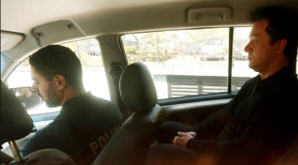 O empresário Wesley Batista, do grupo JBS e irmão de Joesley Batista, reclamou da conduta do Ministério Público, durante sua audiência na Justiça Federal. Ele diz que foi preso só porque assinou um acordo de delação; "Não sei que crime cometi. Começo a achar que o crime foi ter assinado um acordo de delação com a Procuradoria-Geral da República. Pergunto se o crime que cometi foi ter me tornado colaborador", afirmou Wesley (Foto: José Barbacena) O empresário Wesley Batista, do grupo JBS e irmão de Joesley Batista, reclamou da conduta do Ministério Público, durante sua audiência na Justiça Federal. Ele diz que foi preso só porque assinou um acordo de delação; "Não sei que crime cometi. Começo a achar que o crime foi ter assinado um acordo de delação com a Procuradoria-Geral da República. Pergunto se o crime que cometi foi ter me tornado colaborador", afirmou Wesley