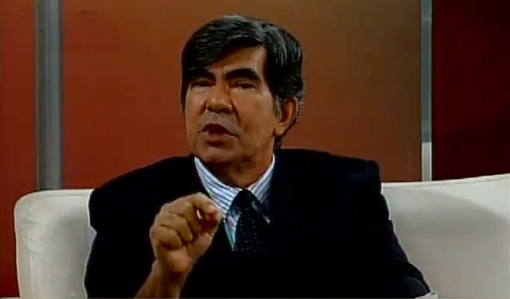 Perito profissional George Sanguinetti contestou a perícia contratada pelo jornal Folha de S. Paulo que afirmou que o áudio da gravação da conversa entre Joesley Batista, dono da JBS, e Michel Temer teria sido editado, o que comprometeria a legalidade das acusações contra Temer; Sanguinetti, que atuou no caso PC Farias, é claro ao afirmar que "não há qualquer alteração no conteúdo de áudio do original gravado"; "A gravação constante na fita é original, de boa qualidade sonora, com ruídos em alguns trechos. É um todo homogêneo. Com a amplificação dos ruídos de fundo, pode-se verificar que o ambiente onde ocorreu a gravação é o mesmo, do início ao fim" (Foto: Aquiles Lins) Perito profissional George Sanguinetti contestou a perícia contratada pelo jornal Folha de S. Paulo que afirmou que o áudio da gravação da conversa entre Joesley Batista, dono da JBS, e Michel Temer teria sido editado, o que comprometeria a legalidade das acusações contra Temer; Sanguinetti, que atuou no caso PC Farias, é claro ao afirmar que "não há qualquer alteração no conteúdo de áudio do original gravado"; "A gravação constante na fita é original, de boa qualidade sonora, com ruídos em alguns trechos. É um todo homogêneo. Com a amplificação dos ruídos de fundo, pode-se verificar que o ambiente onde ocorreu a gravação é o mesmo, do início ao fim"