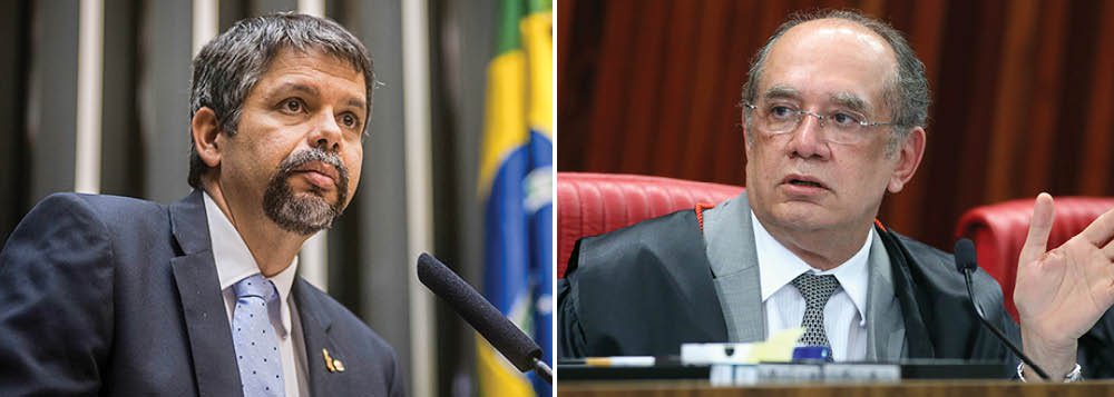 A Associação Nacional dos Procuradores da República (ANPR) denunciou o "caráter inadequado e infundado das críticas assacadas contra o MPF, feitas pelo presidente do Tribunal Superior Eleitoral (TSE), ministro Gilmar Mendes, na tarde desta sexta-feira"; "O Brasil precisa de instituições que funcionem com serenidade, com impessoalidade, sem cores políticas e sem temor", critica a nota assinada pelo presidente da entidade, José Robalinho Cavalcanti (Foto: Gisele Federicce) A Associação Nacional dos Procuradores da República (ANPR) denunciou o "caráter inadequado e infundado das críticas assacadas contra o MPF, feitas pelo presidente do Tribunal Superior Eleitoral (TSE), ministro Gilmar Mendes, na tarde desta sexta-feira"; "O Brasil precisa de instituições que funcionem com serenidade, com impessoalidade, sem cores políticas e sem temor", critica a nota assinada pelo presidente da entidade, José Robalinho Cavalcanti