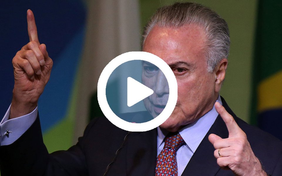 Pouco antes de viajar para a China, Michel Temer divulgou um vídeo nas redes sociais em que afirma "saber que tem gente que quer parar o Brasil e esse desejo não tem limites" e ainda que "tem gente que quer semear a desordem nas instituições"; "Mas tenho força para resistir", assegurou; discurso veio de quem comprou deputados para se livrar de denúncia contra a corrupção na Câmara e pediu a suspeição do procurador-geral da República, Rodrigo Janot, na atuação da denúncia contra ele (Foto: Paulo Emílio) Pouco antes de viajar para a China, Michel Temer divulgou um vídeo nas redes sociais em que afirma "saber que tem gente que quer parar o Brasil e esse desejo não tem limites" e ainda que "tem gente que quer semear a desordem nas instituições"; "Mas tenho força para resistir", assegurou; discurso veio de quem comprou deputados para se livrar de denúncia contra a corrupção na Câmara e pediu a suspeição do procurador-geral da República, Rodrigo Janot, na atuação da denúncia contra ele