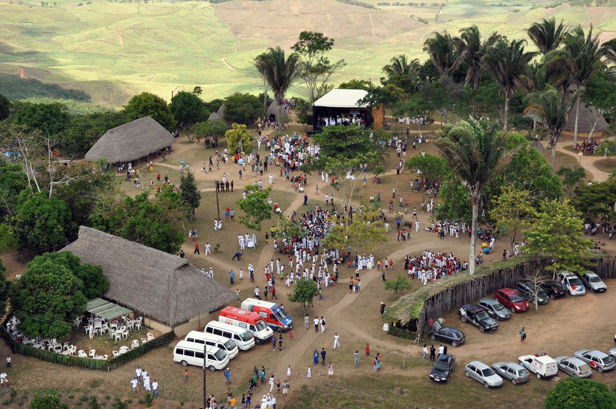 Declarada Patrimônio Cultural do Mercosul, em uma cerimônia realizada no último sábado (11), a Serra da Barriga será o cenário de uma vasta programação em celebração à Consciência Negra, nesta segunda-feira (20); comemoração teve início na madrugada, às 4h, com uma homenagem dos líderes das religiões de matriz africana, aos seus ancestrais; programação consta, também, uma homenagem a Zumbi dos Palmares e diversas apresentações culturais que seguem até o final do dia (Foto: Voney Malta) Declarada Patrimônio Cultural do Mercosul, em uma cerimônia realizada no último sábado (11), a Serra da Barriga será o cenário de uma vasta programação em celebração à Consciência Negra, nesta segunda-feira (20); comemoração teve início na madrugada, às 4h, com uma homenagem dos líderes das religiões de matriz africana, aos seus ancestrais; programação consta, também, uma homenagem a Zumbi dos Palmares e diversas apresentações culturais que seguem até o final do dia