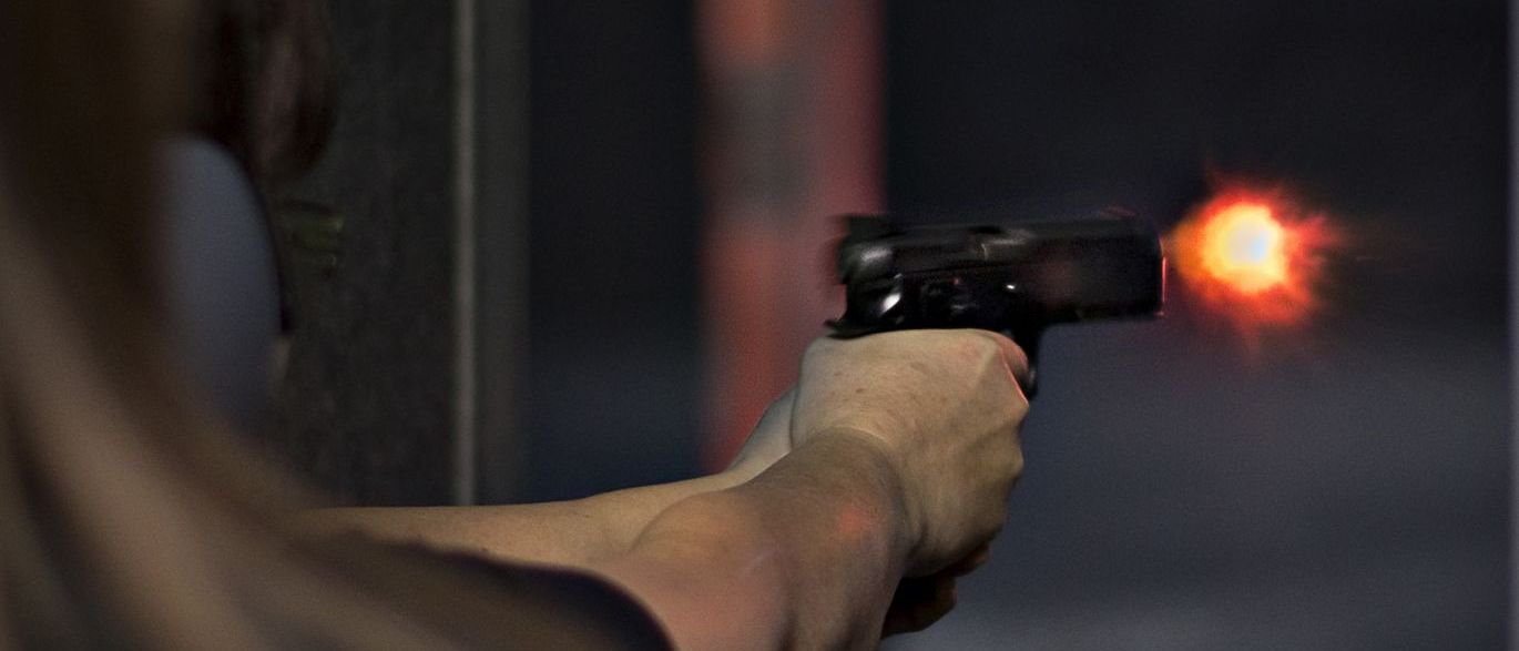 O vereador Neirivan de Oliveira Silva, de 43 anos, foi assassinado na madrugada desta segunda-feira (08) após ser atingido por disparos de arma de fogo durante uma discussão no município de Craíbas; o suspeito do crime já foi identificado; Neirivan, do PMDB, foi o vereador mais votado do município de Craíbas e estava em seu primeiro mandato (Foto: Voney Malta) O vereador Neirivan de Oliveira Silva, de 43 anos, foi assassinado na madrugada desta segunda-feira (08) após ser atingido por disparos de arma de fogo durante uma discussão no município de Craíbas; o suspeito do crime já foi identificado; Neirivan, do PMDB, foi o vereador mais votado do município de Craíbas e estava em seu primeiro mandato