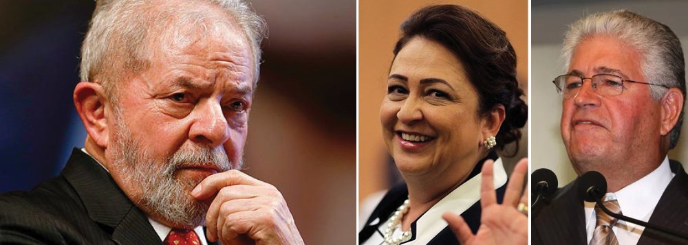 "A expulsão da senadora Katia Abreu do PMDB rompeu com qualquer possibilidade de coesão desta sigla que desde a redemocratização de 1985 foi o fiel da balança eleitoral no país. Há quem diga que o senador Roberto Requião será o próximo a entrar na lista de perseguidos do, pausa para rir, 'Conselho de Ética' do partido", destaca o colunista Wellington Calasans, no Cafezinho; "Se internamente Requião e Katia (que poderá voltar aclamada) vencerem a disputa contra Jucá, abrirão uma porta gigantesca para que o PMDB seja renovado e inicie um processo de recuperação", afirma (Foto: Gisele Federicce) "A expulsão da senadora Katia Abreu do PMDB rompeu com qualquer possibilidade de coesão desta sigla que desde a redemocratização de 1985 foi o fiel da balança eleitoral no país. Há quem diga que o senador Roberto Requião será o próximo a entrar na lista de perseguidos do, pausa para rir, 'Conselho de Ética' do partido", destaca o colunista Wellington Calasans, no Cafezinho; "Se internamente Requião e Katia (que poderá voltar aclamada) vencerem a disputa contra Jucá, abrirão uma porta gigantesca para que o PMDB seja renovado e inicie um processo de recuperação", afirma