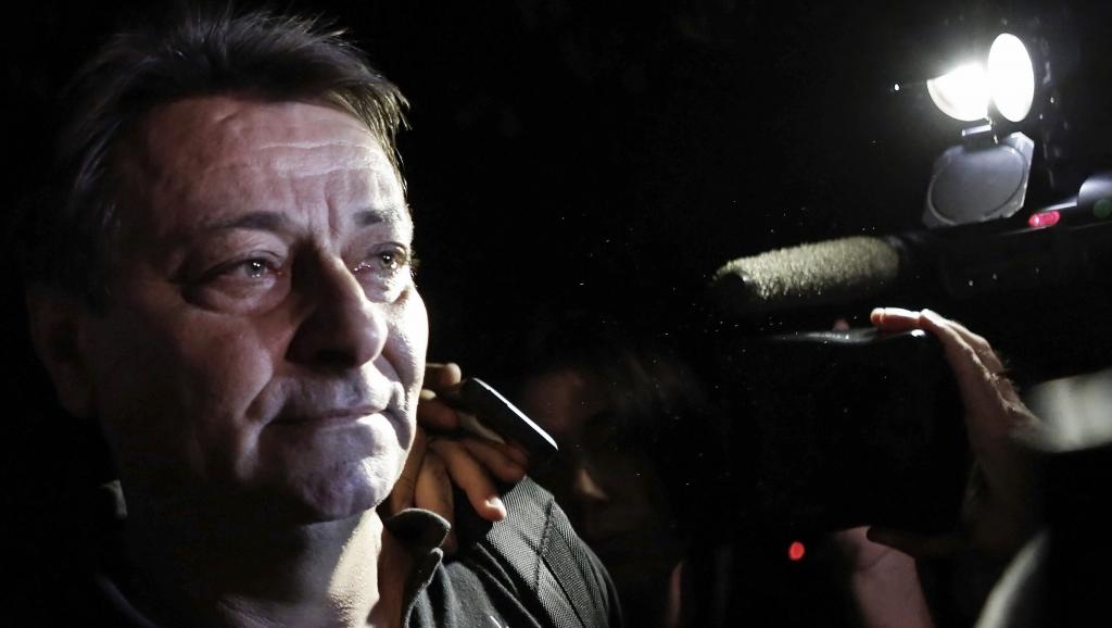 O italiano Cesare Battisti conseguiu habeas corpus junto ao TRF da 3ª Região (TRF-3) e foi solto da delegacia da PF em Corumbá, no Mato Grosso do Sul, na noite desta sexta; ministro da Justiça, Torquato Jardim, disse que a eventual extradição de Battisti para a Itália está sendo analisada pelo governo Temer; a defesa do ativista recorre ao STF contra a extradição (Foto: Paulo Emílio) O italiano Cesare Battisti conseguiu habeas corpus junto ao TRF da 3ª Região (TRF-3) e foi solto da delegacia da PF em Corumbá, no Mato Grosso do Sul, na noite desta sexta; ministro da Justiça, Torquato Jardim, disse que a eventual extradição de Battisti para a Itália está sendo analisada pelo governo Temer; a defesa do ativista recorre ao STF contra a extradição