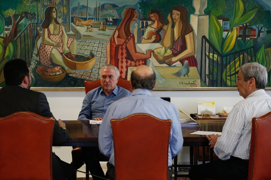 Comportamento distinto entre a inflação, em queda, e a dívida pública, em alta, desmente a necessidade de cortar gastos públicos (Foto: Marcio Pochmann) Comportamento distinto entre a inflação, em queda, e a dívida pública, em alta, desmente a necessidade de cortar gastos públicos