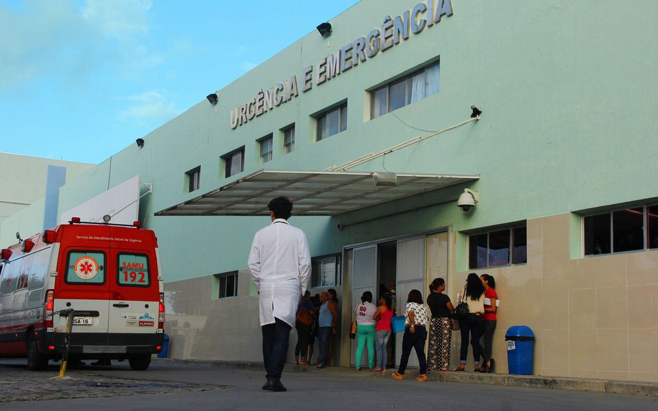 A Secretaria de Estado da Saúde (Sesau) gastou mais de R$ 180 mil em mobília, sendo que, deste valor, de acordo com o Portal da Transparência, foi adquirida uma persiana no valor de R$ 29 mil; este mês, a Polícia Federal (PF) e a Controladoria Geral da União deflagraram uma operação para apurar fatos supostamente criminosos ocorridos no órgão nos anos de 2015 e 2016; investigação apura um suposto esquema milionário de fraudes em licitações, com recursos do SUS (Foto: Voney Malta) A Secretaria de Estado da Saúde (Sesau) gastou mais de R$ 180 mil em mobília, sendo que, deste valor, de acordo com o Portal da Transparência, foi adquirida uma persiana no valor de R$ 29 mil; este mês, a Polícia Federal (PF) e a Controladoria Geral da União deflagraram uma operação para apurar fatos supostamente criminosos ocorridos no órgão nos anos de 2015 e 2016; investigação apura um suposto esquema milionário de fraudes em licitações, com recursos do SUS