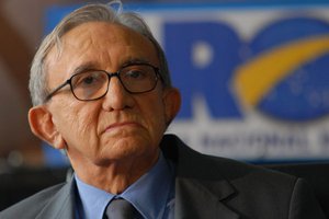 Há oito anos o Maranhão sofria um grande golpe. O governador Jackson Lago, eleito democraticamente com quase um milhão e quatrocentos mil votos, foi cassado. Uma cassação orquestrada por seus adversários, que foram derrotados nas urnas. Só assim eles conseguiram voltar ao poder (Foto: Weverton Rocha) Há oito anos o Maranhão sofria um grande golpe. O governador Jackson Lago, eleito democraticamente com quase um milhão e quatrocentos mil votos, foi cassado. Uma cassação orquestrada por seus adversários, que foram derrotados nas urnas. Só assim eles conseguiram voltar ao poder