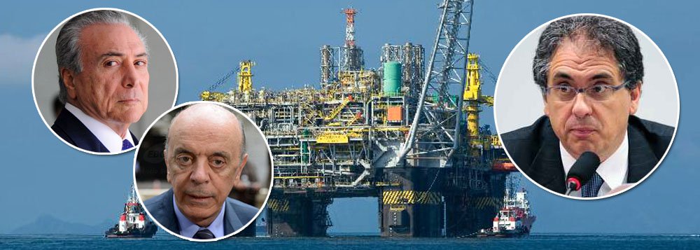 É o que aponta um estudo da Consultoria Legislativa da Câmara sobre os impactos de uma medida provisória do governo Temer que reduzirá tributos do setor petrolífero; de acordo com o material, o texto da MP, que está sob análise de uma comissão mista no Congresso, pode resultar na não arrecadação de R$ 1 trilhão com o óleo do pré-sal, considerando toda a extração das reservas; nesta terça-feira 10, o senador José Serra (PSDB-SP) renunciou à presidência da comissão, sem explicações; líder do PT, o deputado Carlos Zarattini (SP) disse que a proposta destrói a indústria nacional (Foto: Gisele Federicce) É o que aponta um estudo da Consultoria Legislativa da Câmara sobre os impactos de uma medida provisória do governo Temer que reduzirá tributos do setor petrolífero; de acordo com o material, o texto da MP, que está sob análise de uma comissão mista no Congresso, pode resultar na não arrecadação de R$ 1 trilhão com o óleo do pré-sal, considerando toda a extração das reservas; nesta terça-feira 10, o senador José Serra (PSDB-SP) renunciou à presidência da comissão, sem explicações; líder do PT, o deputado Carlos Zarattini (SP) disse que a proposta destrói a indústria nacional