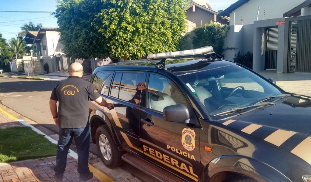 Ministério da Transparência e Controladoria-Geral da União (CGU) e a Polícia Federal (PF) deflagraram a Operação Controle Institucional, com o objetivo de investigar servidores da própria CGU suspeitos de oferecer intermediações indevidas e auxílio na defesa no órgão de controle em troca de "vantagens financeiras"; um ex-vice-prefeito de Abaetetuba é, segundo a CGU, alvo da operação, além de gestores de pelo menos dois municípios do estado: Cametá e São Félix do Xingú (Foto: Paulo Emílio) Ministério da Transparência e Controladoria-Geral da União (CGU) e a Polícia Federal (PF) deflagraram a Operação Controle Institucional, com o objetivo de investigar servidores da própria CGU suspeitos de oferecer intermediações indevidas e auxílio na defesa no órgão de controle em troca de "vantagens financeiras"; um ex-vice-prefeito de Abaetetuba é, segundo a CGU, alvo da operação, além de gestores de pelo menos dois municípios do estado: Cametá e São Félix do Xingú