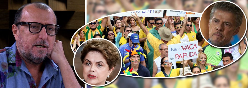 "O Brasil machista pegou pesado com a presidente Dilma, a chamava de vaca na varanda gourmet, e as redes de TV incentivavam. A mídia brasileira foi pior ou igual que Zé Mayer em relação a Dilma", comparou o jornalista Xico Sá, pelo Twitter, onde lembrou de "todas as emissoras de TV aberta do Brasil filmar e apoiar cartazes com 'Dilma vaca' e abrir o microfone para gritos machistas" durante as manifestações que defendiam o impeachment; "Aqueles machões ridículos com camisas da CBF corrupta berravam 'Dilma vaca' para felicidade das redes de tvs. E os âncoras riam felizes", lamenta o jornalista, que aponta "erro histórico" (Foto: Gisele Federicce) "O Brasil machista pegou pesado com a presidente Dilma, a chamava de vaca na varanda gourmet, e as redes de TV incentivavam. A mídia brasileira foi pior ou igual que Zé Mayer em relação a Dilma", comparou o jornalista Xico Sá, pelo Twitter, onde lembrou de "todas as emissoras de TV aberta do Brasil filmar e apoiar cartazes com 'Dilma vaca' e abrir o microfone para gritos machistas" durante as manifestações que defendiam o impeachment; "Aqueles machões ridículos com camisas da CBF corrupta berravam 'Dilma vaca' para felicidade das redes de tvs. E os âncoras riam felizes", lamenta o jornalista, que aponta "erro histórico"