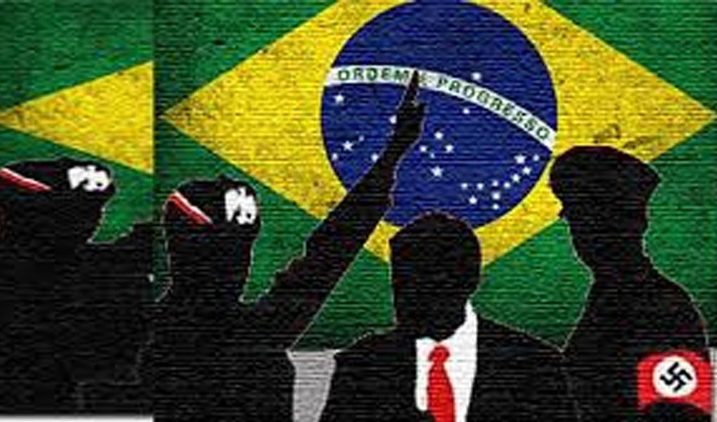 O historiador Fernando Horta questiona em artigo que soluções os grupos identificados com o fascismo teria para a severa depressão econômica que atinge o Brasil depois do golpe parlamentar de 2016; "O afrouxamento das regras para coibir o trabalho escravo é apenas a transferência do mesmo plano econômico e social agora para o campo. Afinal, os grandes proprietários de terra querem também participar do novo pacto social de "reconstrução do país". Reconstruir com a superexploração de pobres, negros, mulheres e trabalhadores do campo. É preciso que todos deem a sua contribuição, dirão cinicamente eles", afirmou (Foto: Aquiles Lins) O historiador Fernando Horta questiona em artigo que soluções os grupos identificados com o fascismo teria para a severa depressão econômica que atinge o Brasil depois do golpe parlamentar de 2016; "O afrouxamento das regras para coibir o trabalho escravo é apenas a transferência do mesmo plano econômico e social agora para o campo. Afinal, os grandes proprietários de terra querem também participar do novo pacto social de "reconstrução do país". Reconstruir com a superexploração de pobres, negros, mulheres e trabalhadores do campo. É preciso que todos deem a sua contribuição, dirão cinicamente eles", afirmou