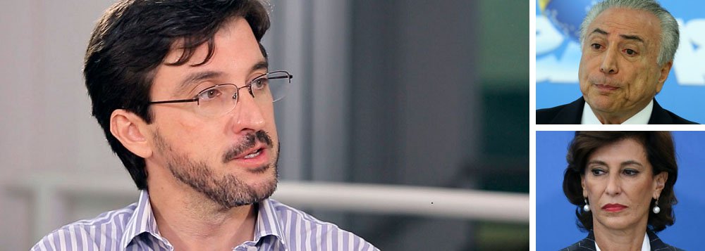 "É tudo péssimo. Ou é sinal de que o governo não está percebendo a gravidade da situação e a importância de blindar sua equipe técnica. Ou é um governo que já está perdendo a credibilidade e não vai ter condições de atrair boas pessoas técnicas, o que é fundamental agora", diz o pesquisador Sérgio Lazzarini, do Insper, ao comentar a queda de Maria Silvia Bastos Marques, do BNDES. "Em um momento de instabilidade como o atual, tudo o que não precisávamos é de uma mudança de equipe", afirma (Foto: Leonardo Attuch) "É tudo péssimo. Ou é sinal de que o governo não está percebendo a gravidade da situação e a importância de blindar sua equipe técnica. Ou é um governo que já está perdendo a credibilidade e não vai ter condições de atrair boas pessoas técnicas, o que é fundamental agora", diz o pesquisador Sérgio Lazzarini, do Insper, ao comentar a queda de Maria Silvia Bastos Marques, do BNDES. "Em um momento de instabilidade como o atual, tudo o que não precisávamos é de uma mudança de equipe", afirma