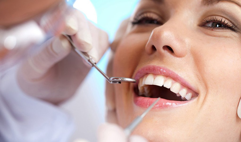 Além da toxina botulínica (o botox), o plano oferece preenchimento facial, clareamento, próteses e aparelhos ortodônticos, itens que não constam do rol obrigatório da ANS (Agência Nacional da Saúde) (Foto: Gisele Federicce) Além da toxina botulínica (o botox), o plano oferece preenchimento facial, clareamento, próteses e aparelhos ortodônticos, itens que não constam do rol obrigatório da ANS (Agência Nacional da Saúde)