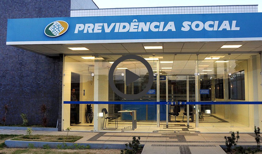 Um vídeo do Sindicato Nacional dos Auditores Fiscais da Receita Federal (Sindifisco) explica como não é verdade o discurso do governo de Michel Temer de que a Previdência tem déficit; segundo o material, não há rombo na Previdência, e sim uma desvinculação, por parte do governo, das contribuições sociais que deveriam ser destinadas ao orçamento da Seguridade; confira (Foto: Aquiles Lins) Um vídeo do Sindicato Nacional dos Auditores Fiscais da Receita Federal (Sindifisco) explica como não é verdade o discurso do governo de Michel Temer de que a Previdência tem déficit; segundo o material, não há rombo na Previdência, e sim uma desvinculação, por parte do governo, das contribuições sociais que deveriam ser destinadas ao orçamento da Seguridade; confira