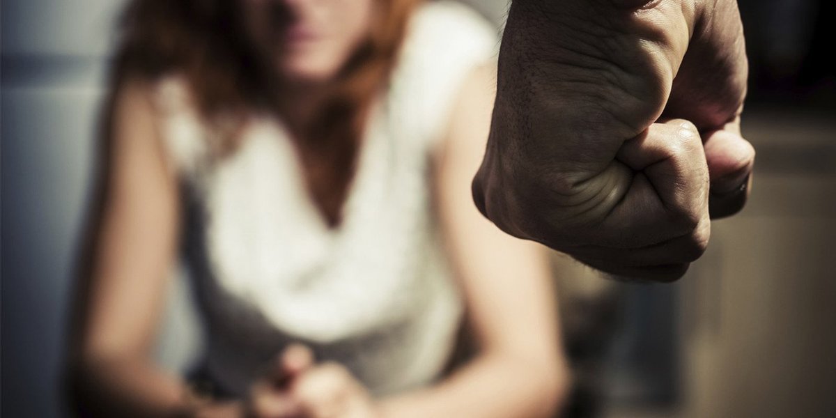 Em Maceió, apenas nos dois primeiros meses deste ano 66 mulheres foram atendidas no Hospital Geral do Estado (HGE) vítimas de violência física e sexual; ainda de acordo com dados do Sistema de Informação do maior hospital de urgência e emergência de Alagoas, em 2016 foram 344 mulheres atendidas na unidade após sofrerem violência (Foto: Voney Malta) Em Maceió, apenas nos dois primeiros meses deste ano 66 mulheres foram atendidas no Hospital Geral do Estado (HGE) vítimas de violência física e sexual; ainda de acordo com dados do Sistema de Informação do maior hospital de urgência e emergência de Alagoas, em 2016 foram 344 mulheres atendidas na unidade após sofrerem violência