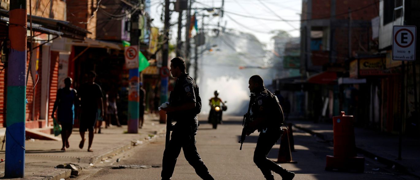 PM no Rio de Janeiro, violência, favela (Foto: Giuliana Miranda) PM no Rio de Janeiro, violência, favela