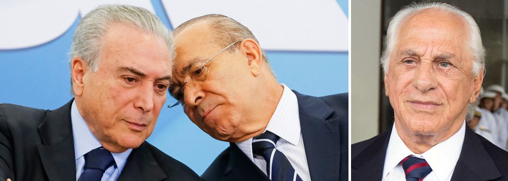 Ministro da Casa Civil negou à jornalista Carolina Bahia, colunista do jornal Zero Hora, do Rio Grande do Sul, os rumores de que tenha a intenção de deixar o Palácio do Planalto; além de citado na Lava Jato, Eliseu Padilha foi delatado nesta quinta-feira 23 pelo melhor amigo e ex-assessor de Michel Temer, José Yunes, e se licenciou do cargo alegando motivos de saúde; Yunes relatou ter sido "mula" de Padilha ao receber R$ 4 milhões em seu escritório de advocacia, que seriam do ministro; o dinheiro seria para financiar 140 deputados para garantir a eleição de Eduardo Cunha à presidência da Câmara; Padilha está em Porto Alegre, onde passará por uma cirurgia na próstata nos próximos dias (Foto: Gisele Federicce) Ministro da Casa Civil negou à jornalista Carolina Bahia, colunista do jornal Zero Hora, do Rio Grande do Sul, os rumores de que tenha a intenção de deixar o Palácio do Planalto; além de citado na Lava Jato, Eliseu Padilha foi delatado nesta quinta-feira 23 pelo melhor amigo e ex-assessor de Michel Temer, José Yunes, e se licenciou do cargo alegando motivos de saúde; Yunes relatou ter sido "mula" de Padilha ao receber R$ 4 milhões em seu escritório de advocacia, que seriam do ministro; o dinheiro seria para financiar 140 deputados para garantir a eleição de Eduardo Cunha à presidência da Câmara; Padilha está em Porto Alegre, onde passará por uma cirurgia na próstata nos próximos dias