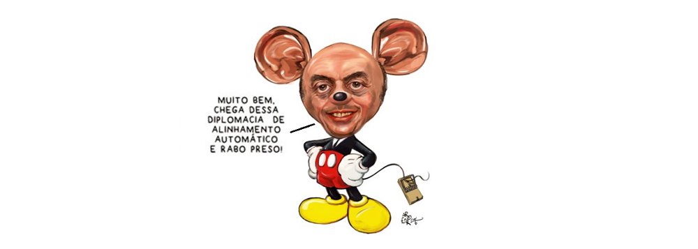 Não se sabe se esse tucano tem mesmo problema na coluna vertebral, mas sabe-se que tem um outro problema de coluna, um problema de quinta-coluna, ou seja, de traição que começou a ficar visível lá em 2010, quando comprometeu-se com a petroleira Chevron a lhe fazer gordas concessões (Foto: Eduardo Guimarães) Não se sabe se esse tucano tem mesmo problema na coluna vertebral, mas sabe-se que tem um outro problema de coluna, um problema de quinta-coluna, ou seja, de traição que começou a ficar visível lá em 2010, quando comprometeu-se com a petroleira Chevron a lhe fazer gordas concessões