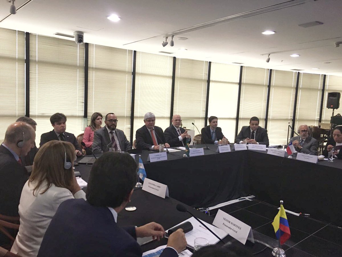 Procurador-geral da República, Rodrigo Janot, liderou em Brasília nesta quinta-feira 16 uma reunião de Ministérios Públicos dos países ibero-americanos contra a corrupção; no encontro estavam procuradores-gerais de dez países que têm investigações sobre a Odebrecht (Foto: Gisele Federicce) Procurador-geral da República, Rodrigo Janot, liderou em Brasília nesta quinta-feira 16 uma reunião de Ministérios Públicos dos países ibero-americanos contra a corrupção; no encontro estavam procuradores-gerais de dez países que têm investigações sobre a Odebrecht