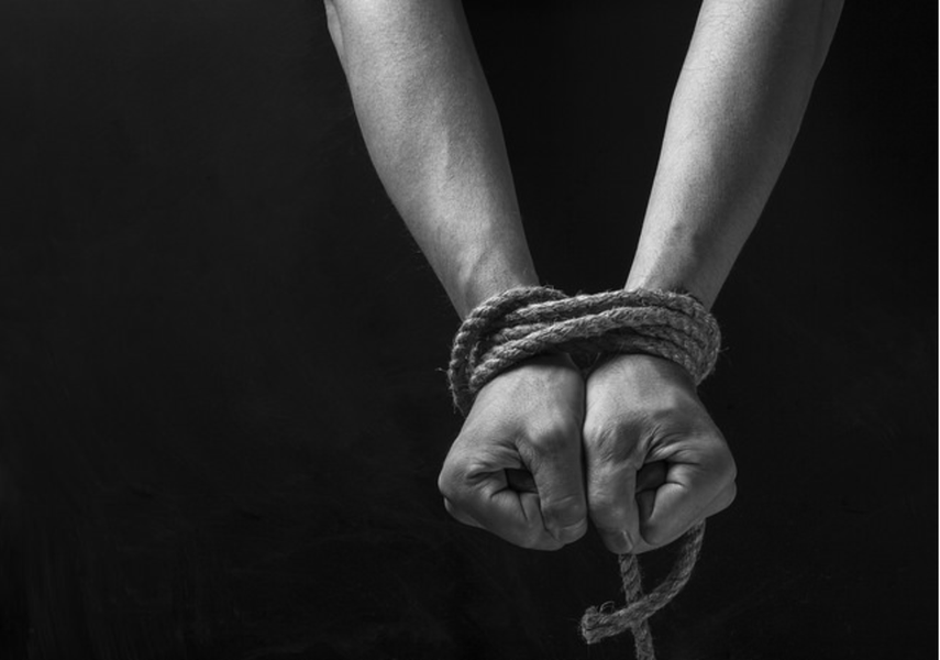 A Operação Marguerita, deflagrada nesta quarta-feira (15) pela Polícia Federal, desarticulou grupo criminoso internacional de tráfico de pessoas para fins de exploração sexual. As vítimas eram levadas de Fortaleza, capital do Ceará, para a Itália e Eslovênia. Foram cumpridos 13 mandados de busca e apreensão, 13 mandados de prisão preventiva, 2 mandados de prisão temporária e 18 mandados de condução coercitiva (Foto: Rodrigo Rocha) A Operação Marguerita, deflagrada nesta quarta-feira (15) pela Polícia Federal, desarticulou grupo criminoso internacional de tráfico de pessoas para fins de exploração sexual. As vítimas eram levadas de Fortaleza, capital do Ceará, para a Itália e Eslovênia. Foram cumpridos 13 mandados de busca e apreensão, 13 mandados de prisão preventiva, 2 mandados de prisão temporária e 18 mandados de condução coercitiva