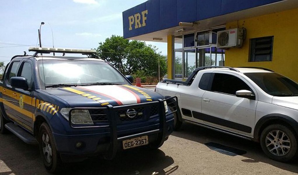 A Polícia Rodoviária Federal do Piauí (PRF-PI) divulgou o balanço parcial da Operação Carnaval 2017; conforme os dados, em apenas dois dias, 27 e 28 de fevereiro, 1221 veículos foram fiscalizados nas rodovias federais que cortam o Piauí (Foto: Leonardo Lucena) A Polícia Rodoviária Federal do Piauí (PRF-PI) divulgou o balanço parcial da Operação Carnaval 2017; conforme os dados, em apenas dois dias, 27 e 28 de fevereiro, 1221 veículos foram fiscalizados nas rodovias federais que cortam o Piauí