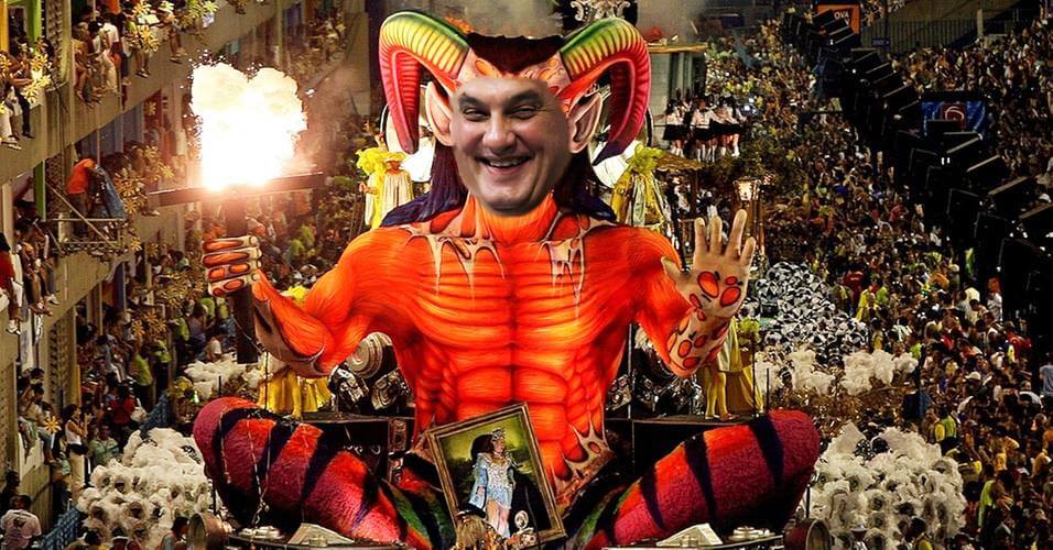 Os blocos estão na rua e só não vai atrás do trio elétrico, quem já morreu ou quem está preso. Falando em presos, fiquei imaginando como deve ser o carnaval dos nossos políticos corruptos e como seriam as marchinhas cantadas por eles (Foto: Nêggo Tom) Os blocos estão na rua e só não vai atrás do trio elétrico, quem já morreu ou quem está preso. Falando em presos, fiquei imaginando como deve ser o carnaval dos nossos políticos corruptos e como seriam as marchinhas cantadas por eles