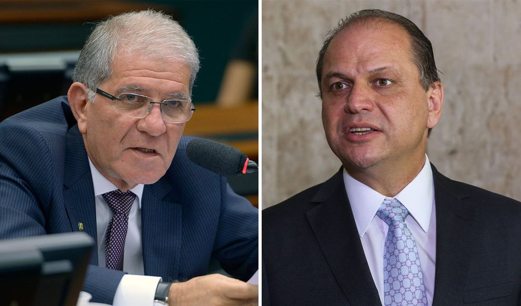 Declaração é do deputado Chico D´Angelo (PT-RJ), em discurso feito no plenário da Câmara nesta quarta-feira 15; "O governo Temer é o mais corrupto e incompetente de toda a história da República. Esse áudio que vazou e viralizou no país com as afirmações do ministro Padilha sobre a nomeação do ministro da saúde é a confirmação disso", disse (Foto: Gisele Federicce) Declaração é do deputado Chico D´Angelo (PT-RJ), em discurso feito no plenário da Câmara nesta quarta-feira 15; "O governo Temer é o mais corrupto e incompetente de toda a história da República. Esse áudio que vazou e viralizou no país com as afirmações do ministro Padilha sobre a nomeação do ministro da saúde é a confirmação disso", disse