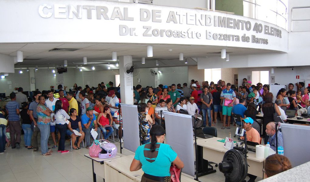 Levantamento do Tribunal Superior Eleitoral (TSE) aponta Alagoas como a unidade da Federação com maior número de título de eleitores duplicados no Brasil, com mais de dois mil documentos descobertos no Estado; São Paulo e Goiás aparecem logo em seguida na quantidade de fraudes (Foto: Voney Malta) Levantamento do Tribunal Superior Eleitoral (TSE) aponta Alagoas como a unidade da Federação com maior número de título de eleitores duplicados no Brasil, com mais de dois mil documentos descobertos no Estado; São Paulo e Goiás aparecem logo em seguida na quantidade de fraudes