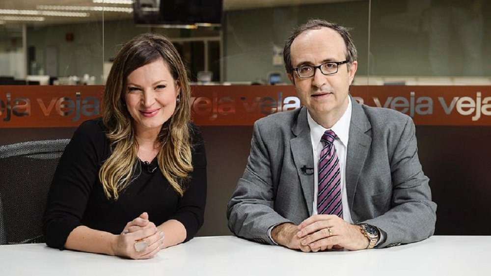 Jornalista Paulo Nogueira, do Diário do Centro do Mundo analisa novo episódio de gritaria do blogueiro Reinaldo Azevedo: desta vez, com a ex-colega de Veja Joice Hasselmann, com quem dividia a bancada da extinta 'TV Veja'; Nogueira destaca que os dois são da imprensa de direita: "Conheço pouco de Azevedo, e quase nada de Joyce. Mas o que sei é o suficiente para dizer que, essencialmente, os dois se merecem. São ícones, os dois, da direita xucra", diz o editor do DCM (Foto: Romulo Faro) Jornalista Paulo Nogueira, do Diário do Centro do Mundo analisa novo episódio de gritaria do blogueiro Reinaldo Azevedo: desta vez, com a ex-colega de Veja Joice Hasselmann, com quem dividia a bancada da extinta 'TV Veja'; Nogueira destaca que os dois são da imprensa de direita: "Conheço pouco de Azevedo, e quase nada de Joyce. Mas o que sei é o suficiente para dizer que, essencialmente, os dois se merecem. São ícones, os dois, da direita xucra", diz o editor do DCM
