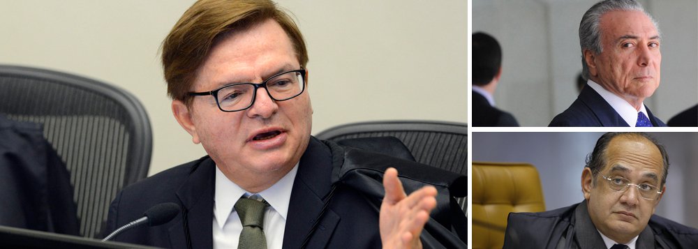 O ministro Hermann Benjamin, do Tribunal Superior Eleitoral, vai propor a cassação de Michel Temer; segundo informações publicadas na coluna de Lauro Jardim, ele considera "um descalabro" a divisão da chapa Dilma-Temer – e lembra ainda que essa é a jurisprudência da corte; seu voto será duríssimo e será dado assim que o ministro Gilmar Mendes colocar o caso em julgamento; ou seja: Temer está nas mãos de Gilmar, que pode decidir abreviar seu governo a qualquer momento (Foto: Leonardo Attuch) O ministro Hermann Benjamin, do Tribunal Superior Eleitoral, vai propor a cassação de Michel Temer; segundo informações publicadas na coluna de Lauro Jardim, ele considera "um descalabro" a divisão da chapa Dilma-Temer – e lembra ainda que essa é a jurisprudência da corte; seu voto será duríssimo e será dado assim que o ministro Gilmar Mendes colocar o caso em julgamento; ou seja: Temer está nas mãos de Gilmar, que pode decidir abreviar seu governo a qualquer momento