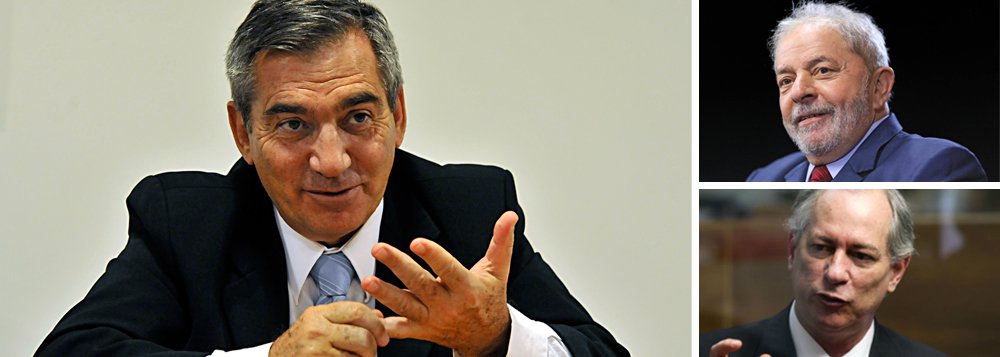 Para o ex-ministro Gilberto Carvalho, amigo próximo de Lula e seu chefe de gabinete nos dois mandatos, diante do sucesso do ex-presidente nas pesquisas eleitorais, a equipe da operação Lava Jato tentará condená-lo como forma de impedir sua candidatura; ele afirma que o PT deve considerar o apoio a Ciro Gomes, do PDT, como um plano B (Foto: Giuliana Miranda) Para o ex-ministro Gilberto Carvalho, amigo próximo de Lula e seu chefe de gabinete nos dois mandatos, diante do sucesso do ex-presidente nas pesquisas eleitorais, a equipe da operação Lava Jato tentará condená-lo como forma de impedir sua candidatura; ele afirma que o PT deve considerar o apoio a Ciro Gomes, do PDT, como um plano B
