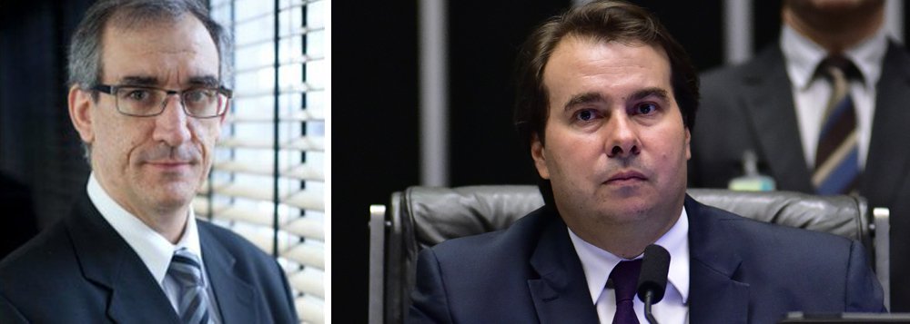 Ex-presidente das associações paulista, brasileira e latino-americana de advogados trabalhistas, Luís Carlos Moro considerou "panfletária, agressiva e preconceituosa" a declaração do presidente da Câmara, de que a Justiça do Trabalho "nem deveria existir"; "Não é uma declaração de um presidente de casa legislativa da importância da Câmara. É absolutamente inarrazoada, do ponto de vista político e institucional. Ele fez uma agressão institucional, não emitiu uma opinião política. É um agressor da ordem jurídica", afirmou (Foto: Aquiles Lins) Ex-presidente das associações paulista, brasileira e latino-americana de advogados trabalhistas, Luís Carlos Moro considerou "panfletária, agressiva e preconceituosa" a declaração do presidente da Câmara, de que a Justiça do Trabalho "nem deveria existir"; "Não é uma declaração de um presidente de casa legislativa da importância da Câmara. É absolutamente inarrazoada, do ponto de vista político e institucional. Ele fez uma agressão institucional, não emitiu uma opinião política. É um agressor da ordem jurídica", afirmou