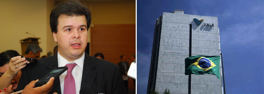 O ministro de Minas e Energia, Fernando Coelho Filho, afirmou em entrevista durante uma conferência no Canadá que uma decisão sobre o substituto do atual presidente-executivo da Vale, Murilo Ferreira, poderá surgir entre o final de março e início de abril; os fundos de pensão estatais têm um "papel importante" no processo de seleção, junto com outros sócios da Vale, disse o ministro durante a conferência "Prospectors and Developers Association of Canada", realizada em Toronto (Foto: Leonardo Attuch) O ministro de Minas e Energia, Fernando Coelho Filho, afirmou em entrevista durante uma conferência no Canadá que uma decisão sobre o substituto do atual presidente-executivo da Vale, Murilo Ferreira, poderá surgir entre o final de março e início de abril; os fundos de pensão estatais têm um "papel importante" no processo de seleção, junto com outros sócios da Vale, disse o ministro durante a conferência "Prospectors and Developers Association of Canada", realizada em Toronto