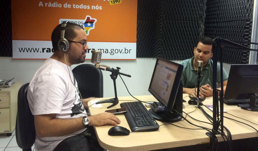 O secretário de Estado de Cultura e Turismo do Maranhão (Sectur), Diego Galdino, destacou os acertos do governo do Maranhão na organização do ‘Carnaval de Todos 2017’, que segundo ele, resgatou a participação dos maranhenses e turistas na festa, além da novidade de realizar programação durante o dia; "Fizemos uma festa que era para a massa, uma festa democrática. Atraímos desde ao jovem folião, ao idoso", disse; segundo ele, o governo conseguiu elevar o carnaval de São Luís "a um nível nacional, a um nível merecido, e principalmente, despertou a população" (Foto: Leonardo Lucena) O secretário de Estado de Cultura e Turismo do Maranhão (Sectur), Diego Galdino, destacou os acertos do governo do Maranhão na organização do ‘Carnaval de Todos 2017’, que segundo ele, resgatou a participação dos maranhenses e turistas na festa, além da novidade de realizar programação durante o dia; "Fizemos uma festa que era para a massa, uma festa democrática. Atraímos desde ao jovem folião, ao idoso", disse; segundo ele, o governo conseguiu elevar o carnaval de São Luís "a um nível nacional, a um nível merecido, e principalmente, despertou a população"