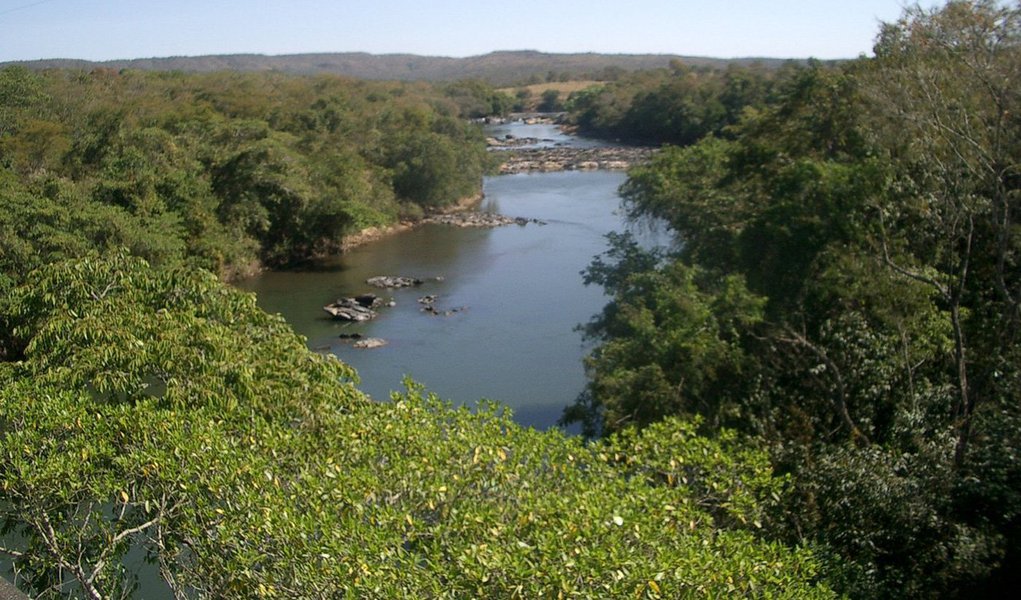 Para tornar possível novo empreendimento do programa Habita Brasília, em São Sebastião, a Agência Reguladora de Águas, Energia e Saneamento Básico do Distrito Federal (Adasa) emitiu autorização para perfuração de quatro poços tubulares na Bacia do Rio São Bartolomeu; o aval da agência atenderá à modalidade Lote Legal do programa na região administrativa; o residencial está em fase de planejamento, e estão previstos 694 lotes para moradia, 118 de uso misto, comercial e residencial, e seis para equipamentos públicos — somando 818 lotes (Foto: Leonardo Lucena) Para tornar possível novo empreendimento do programa Habita Brasília, em São Sebastião, a Agência Reguladora de Águas, Energia e Saneamento Básico do Distrito Federal (Adasa) emitiu autorização para perfuração de quatro poços tubulares na Bacia do Rio São Bartolomeu; o aval da agência atenderá à modalidade Lote Legal do programa na região administrativa; o residencial está em fase de planejamento, e estão previstos 694 lotes para moradia, 118 de uso misto, comercial e residencial, e seis para equipamentos públicos — somando 818 lotes