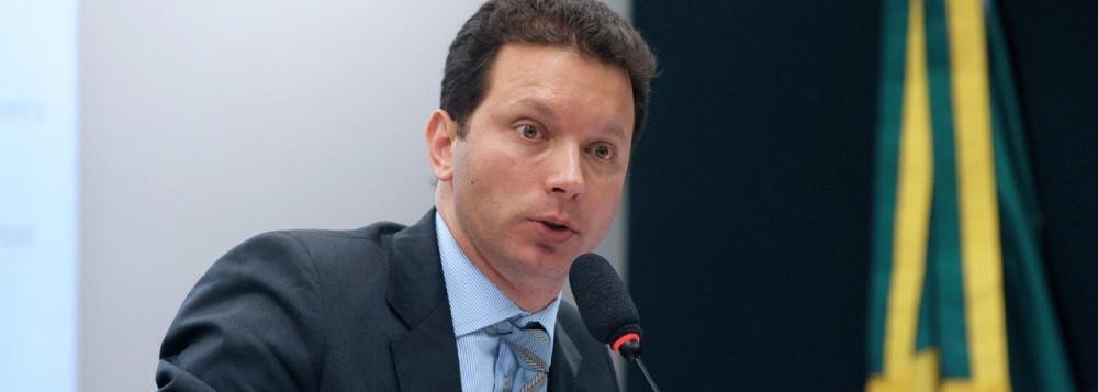 Com cinco meses de mandato, o prefeito de Porto Alegre, Nelson Marchezan Jr. (PSDB), ainda sofre para construir uma base de apoio na Câmara de Vereadores; apesar de a oposição ideologicamente contrária ao seu governo contar com apenas sete vereadores, a maioria do Parlamento municipal tem mantido independência e imposto derrotas que irritaram o prefeito, levando-o a expressar publicamente seu descontentamento (Foto: Leonardo Lucena) Com cinco meses de mandato, o prefeito de Porto Alegre, Nelson Marchezan Jr. (PSDB), ainda sofre para construir uma base de apoio na Câmara de Vereadores; apesar de a oposição ideologicamente contrária ao seu governo contar com apenas sete vereadores, a maioria do Parlamento municipal tem mantido independência e imposto derrotas que irritaram o prefeito, levando-o a expressar publicamente seu descontentamento