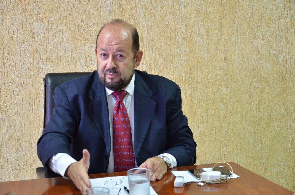 Os deputados estaduais aprovaram nesta quarta-feira (08) urgência em um requerimento para convocar o secretário da Saúde do Tocantins, Marcos Muzafir, para prestar esclarecimentos sobre a Operação Marcapasso e a matéria deverá ser votada ainda nesta quinta-feira (09); a operação investiga esquema entre médicos e fornecedores de órteses, próteses e materiais especiais (OPMEs) para fornecer produtos médicos ao Estado acima do valor de mercado (Foto: Charles Nisz) Os deputados estaduais aprovaram nesta quarta-feira (08) urgência em um requerimento para convocar o secretário da Saúde do Tocantins, Marcos Muzafir, para prestar esclarecimentos sobre a Operação Marcapasso e a matéria deverá ser votada ainda nesta quinta-feira (09); a operação investiga esquema entre médicos e fornecedores de órteses, próteses e materiais especiais (OPMEs) para fornecer produtos médicos ao Estado acima do valor de mercado